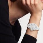 CHANEL J12 WATCH, 33 MM H5704 - Image 2