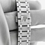Audemars Piguet Royal Oak 16202XT.OO.1240XT.01 ‘Jumbo’ Extra-Thin Titanium Burgundy Dial - Image 21