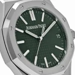Audemars Piguet Royal Oak Selfwinding 15510ST.OO.1320ST.09 Stainless Steel Green Dial (2024) - Image 9
