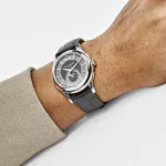 Patek Philippe Complications 5205G-010 Annual Calendar White Gold Black Dial - Image 4