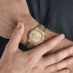 Patek Philippe Nautilus 3800/5 Yellow Gold Glided Gold Diamond Dial (1984) - Image 4