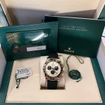 Rolex Daytona 126518LN Yellow Gold Champagne Black Dial (2024) - Image 21