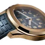 Patek Philippe Aquanaut 5269R-001 ‘Travel Time’ Quartz Rose Gold Blue Dial (2024) - Image 5